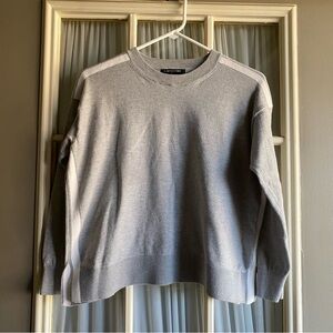 Banana Republic Factory Light Gray and White Knit Sweater